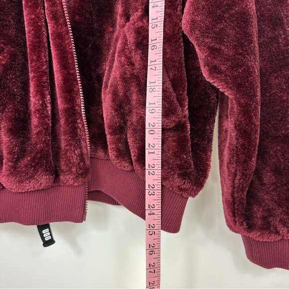 UGG Laken Sherpa Women’s Zip Up Jacket in Rosewood Size Medium - Picture 8 of 10